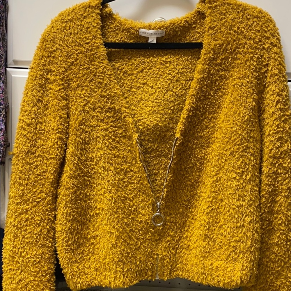 Sweater - Picture 3 of 3